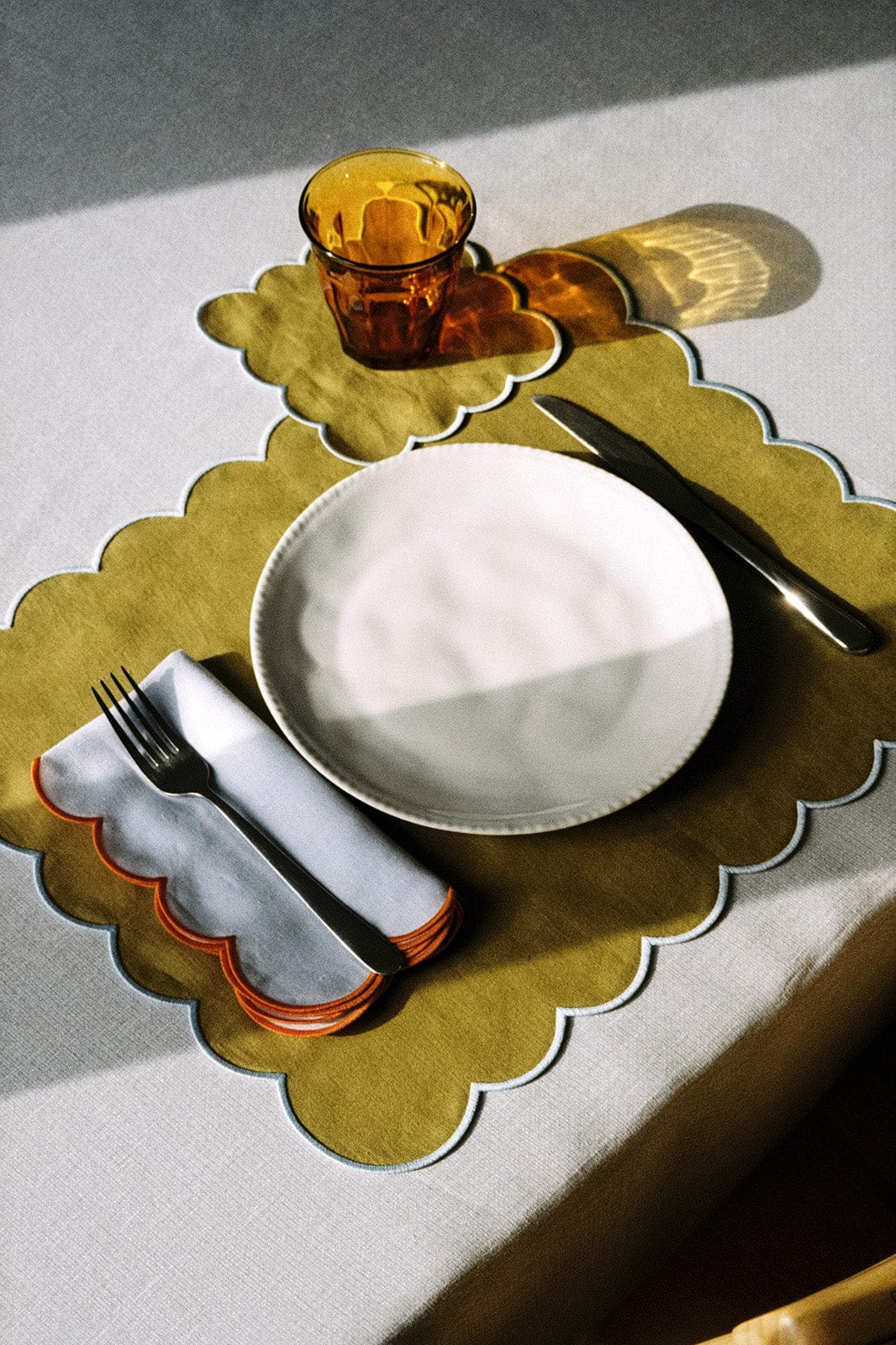 Zero-Waste Scalloped Linen Placemats Willow Green - Set of 2