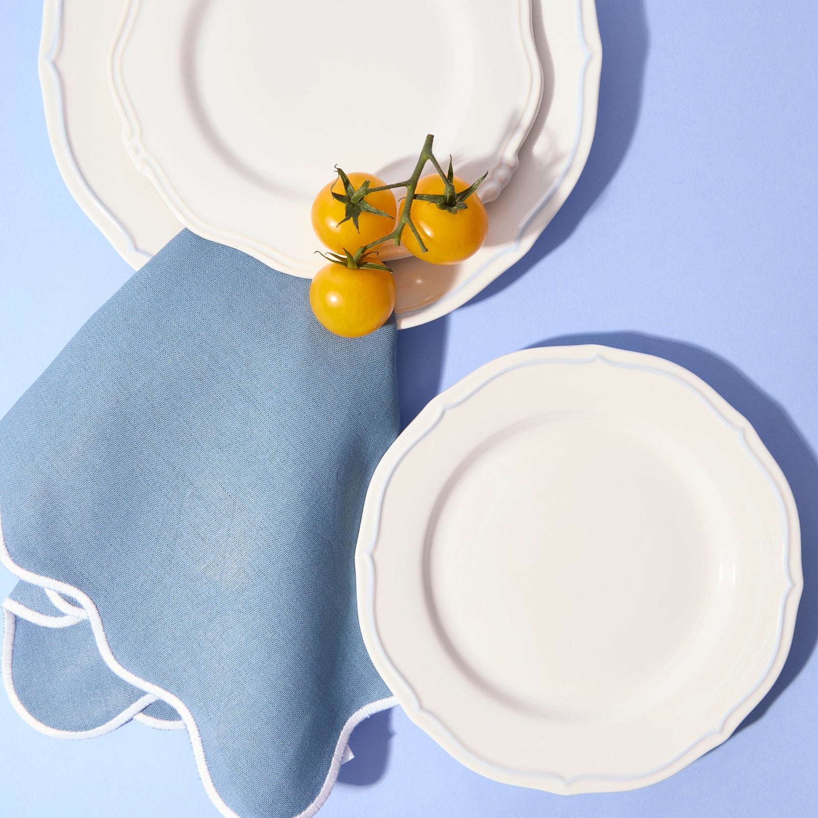 Blue Wave Napkins With White Embroidered Edge (set of 4)