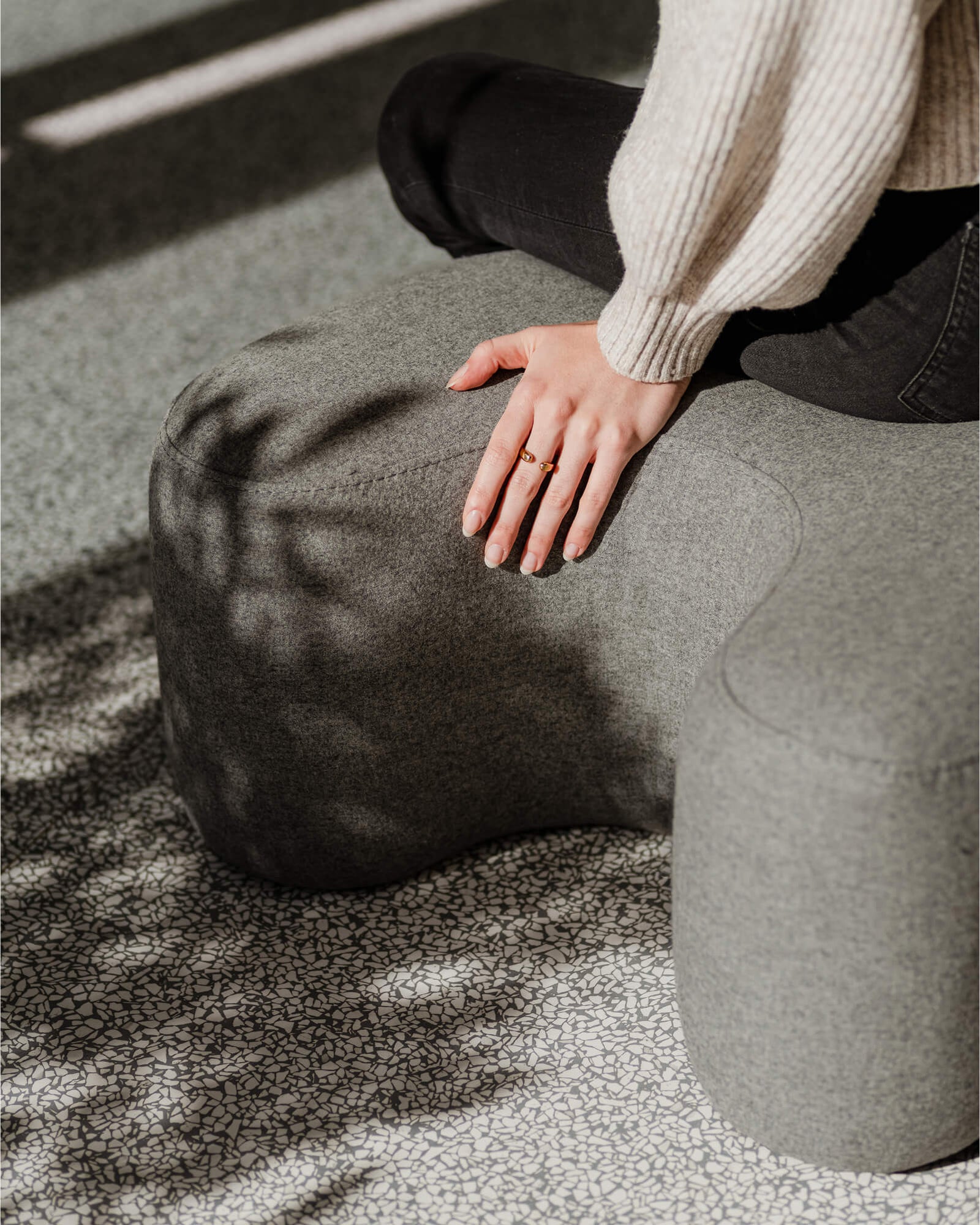 Ü Pouf-