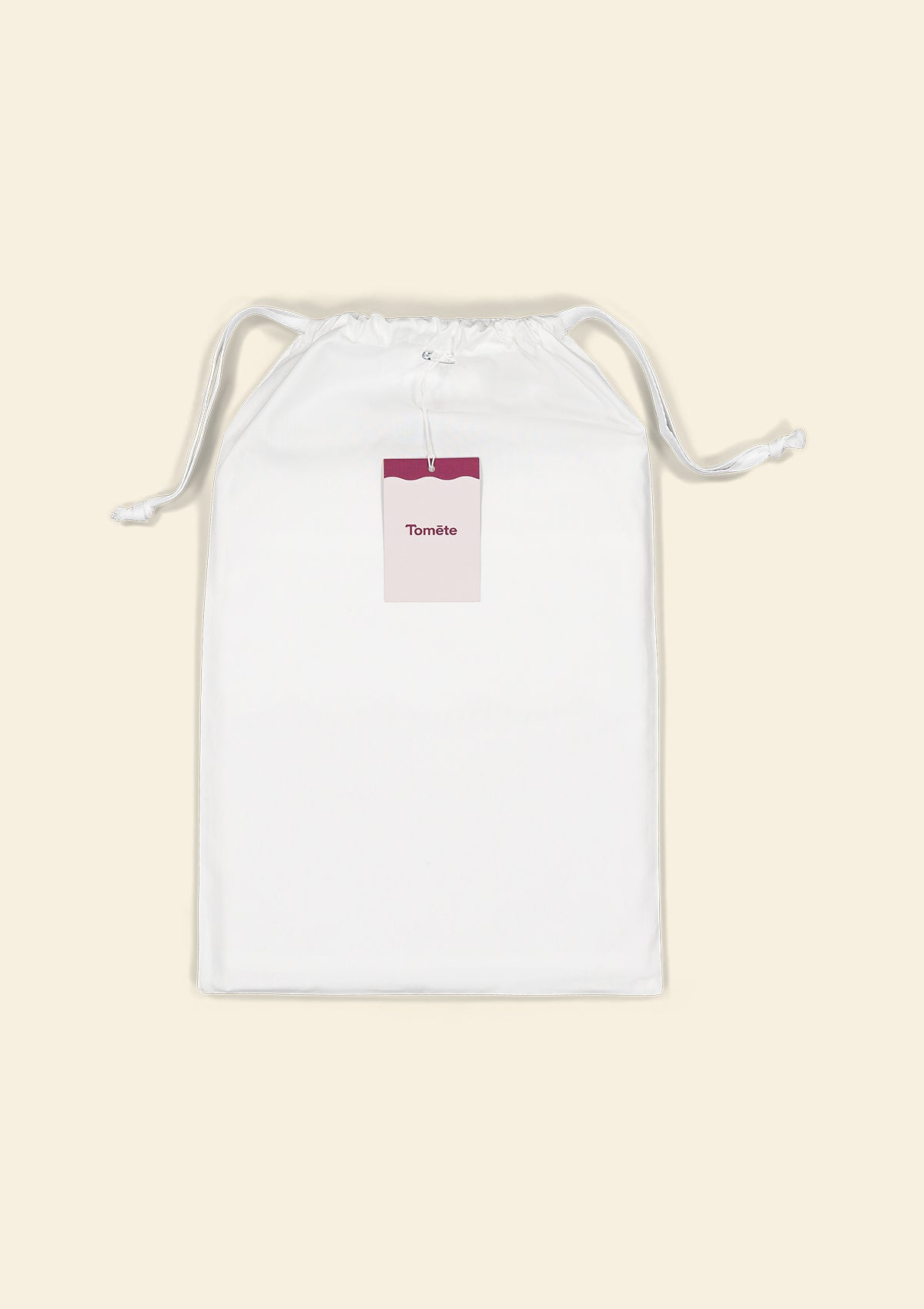 The Scalloped Bedding Set in White and Forest Green Cotton Percale