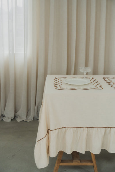 Tablecloth Ruffle Beige - Large