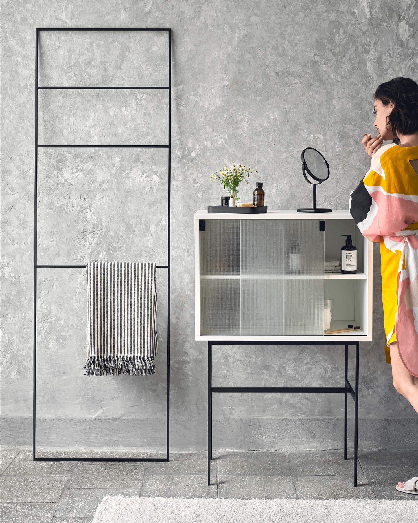 Lekko Cabinet