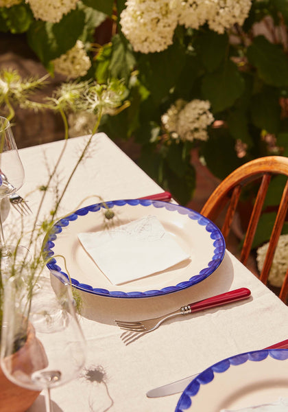 16-Piece Burgundy Cutlery Set