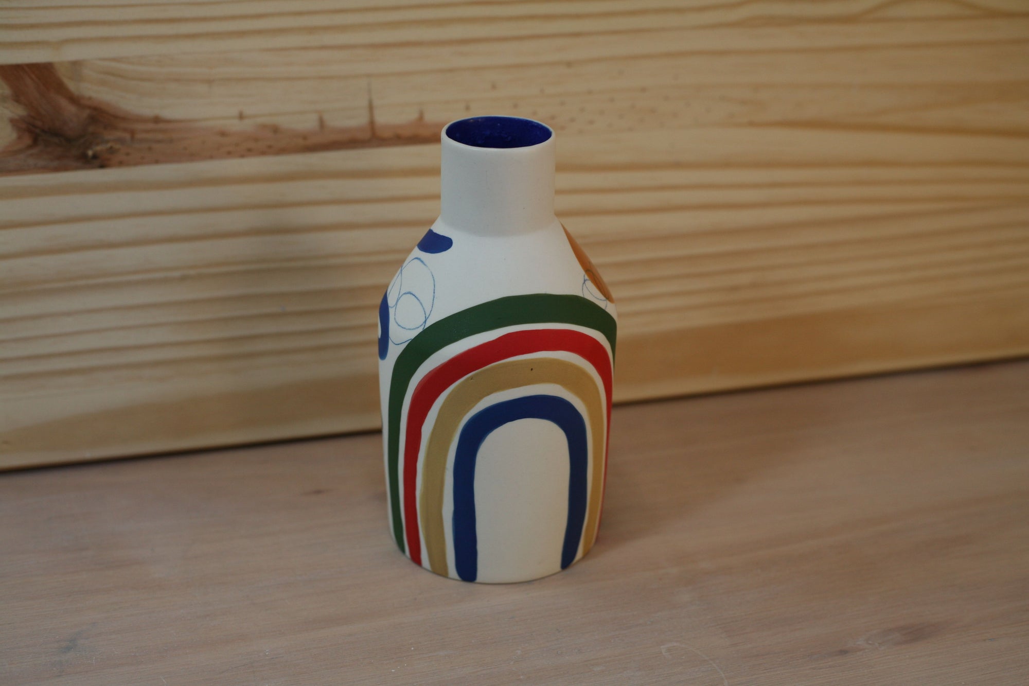 Bottle Vase in Porcelain and Brushstroke