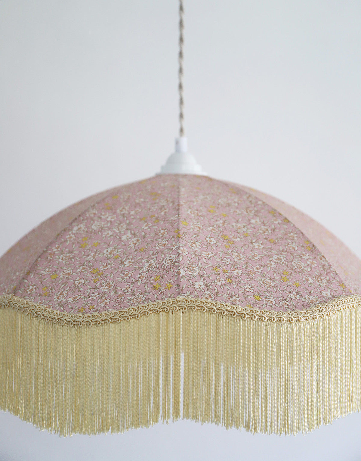 Vintage Umbrella Pendant Light with Print and Fringes – 45 cm