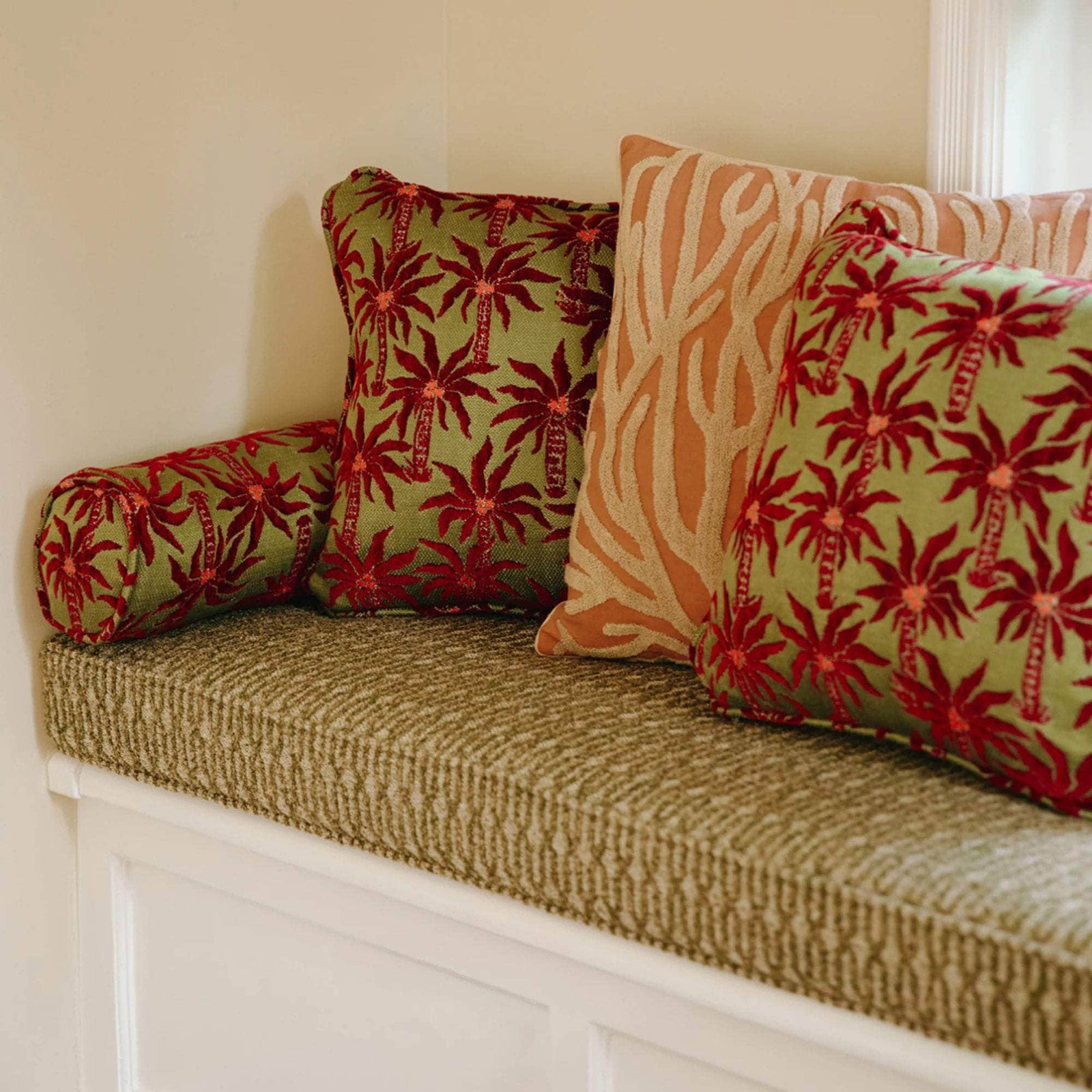 Cushion Laura Olive & Bordeaux