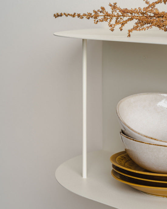 Lina Shelf - Short