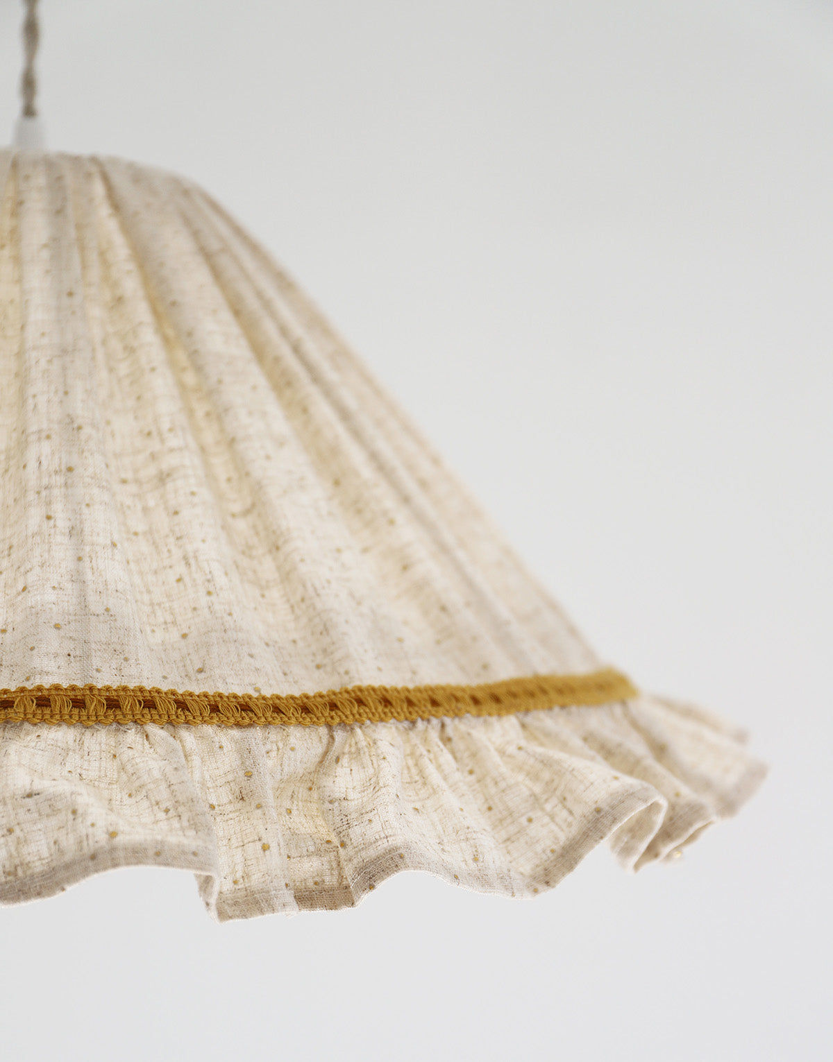 Conical Pendant Light With Ruffle Emilia “Classic Dots”