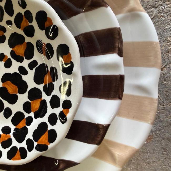 Chocolate Brown Striped Plate - 16 cm