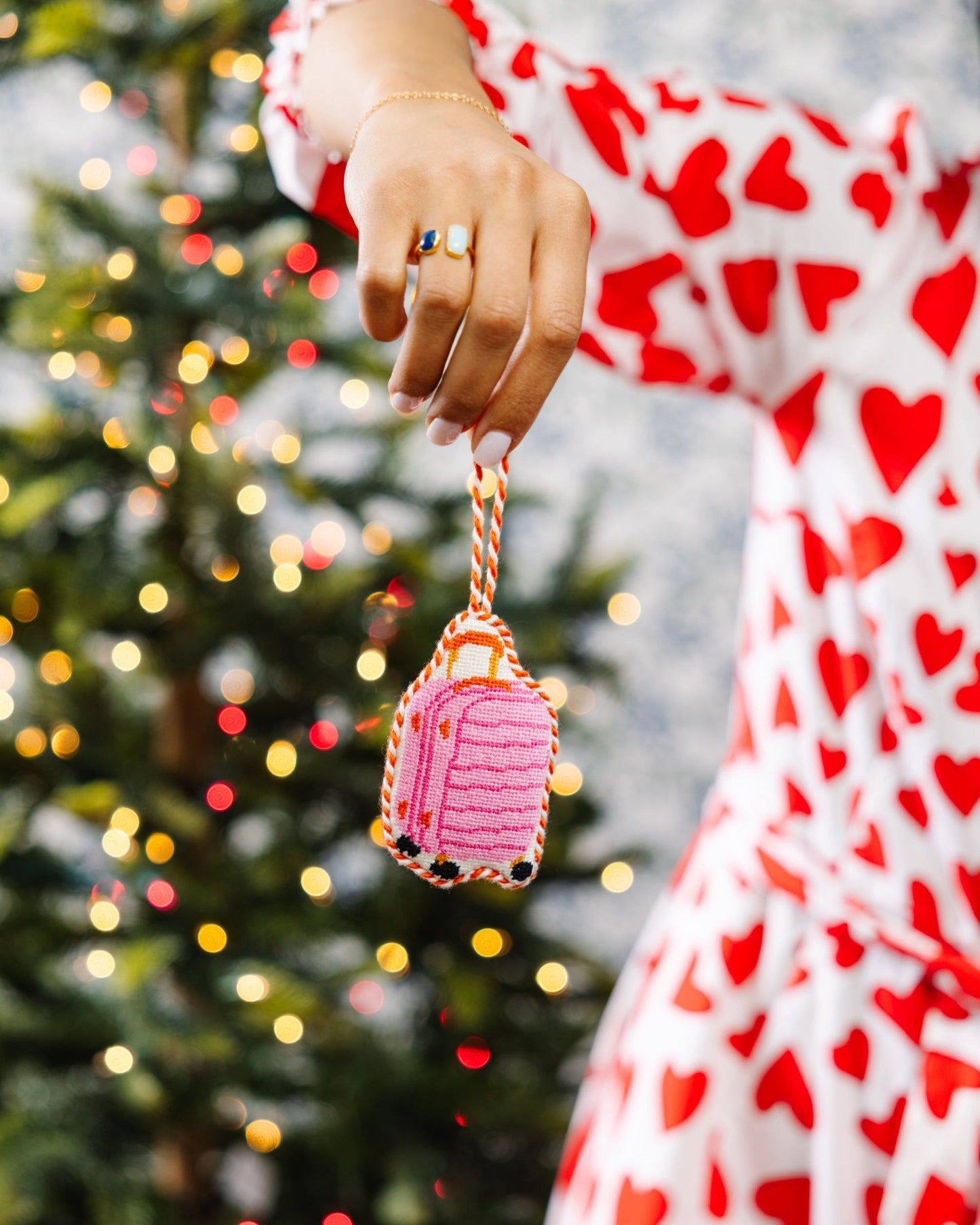 Needlepoint Icon Ornament - Suitcase