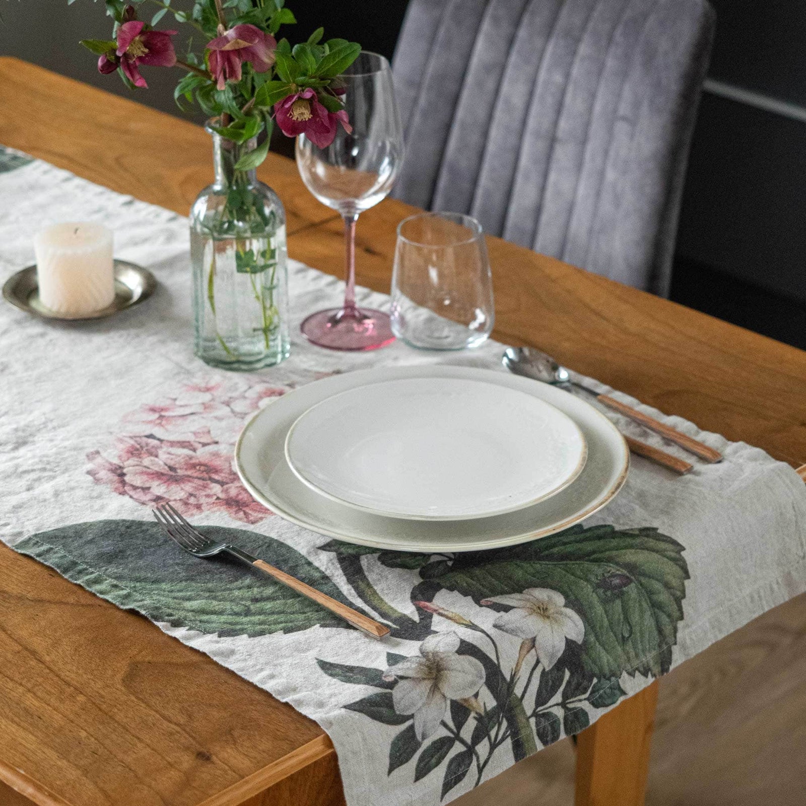 Linen Table Runner HORTENSIA