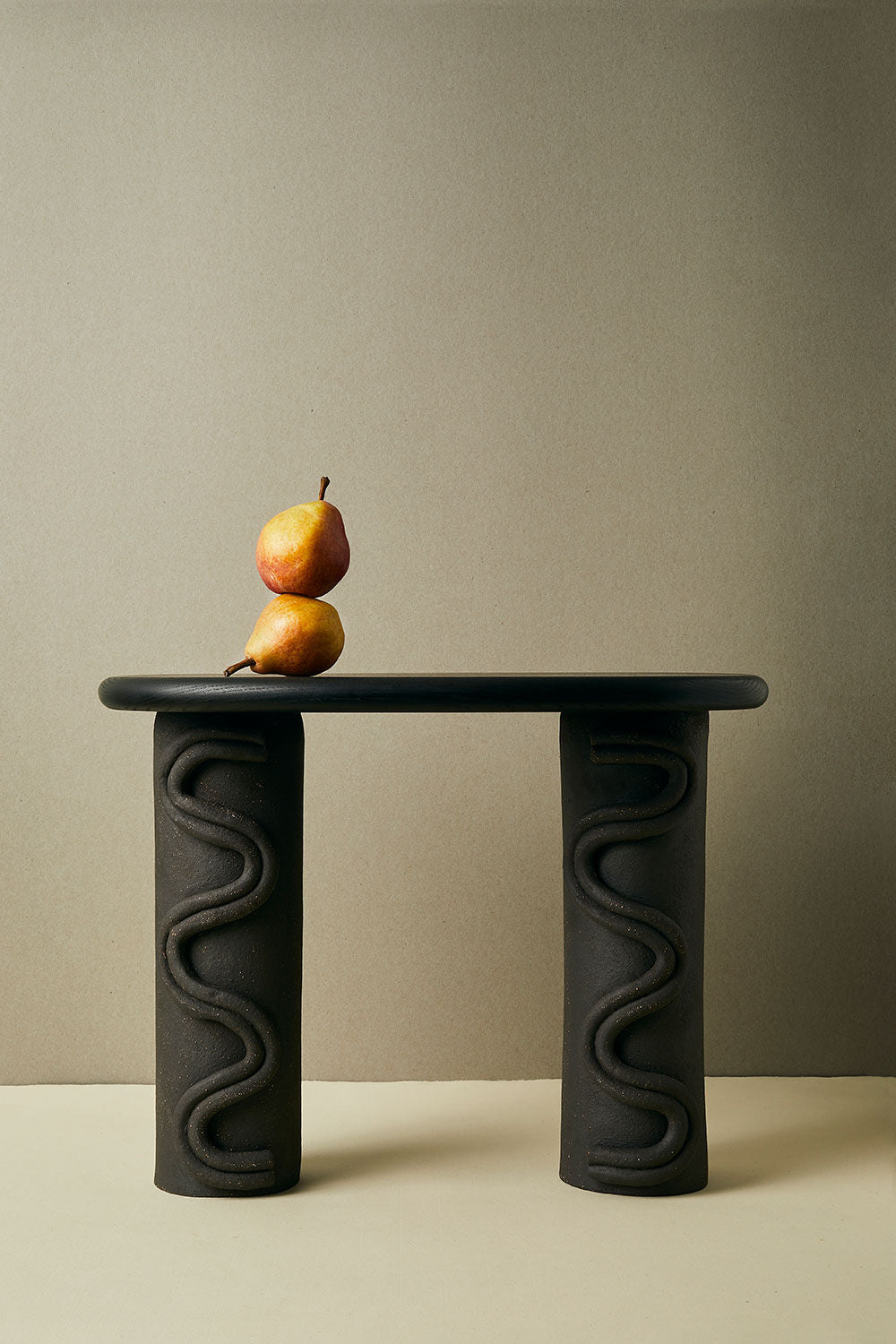 Sway Side Table Black
