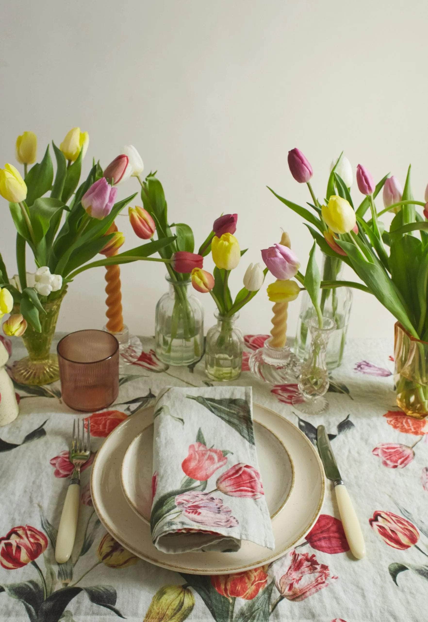 The Tulips Linen Tablecloth - Sage