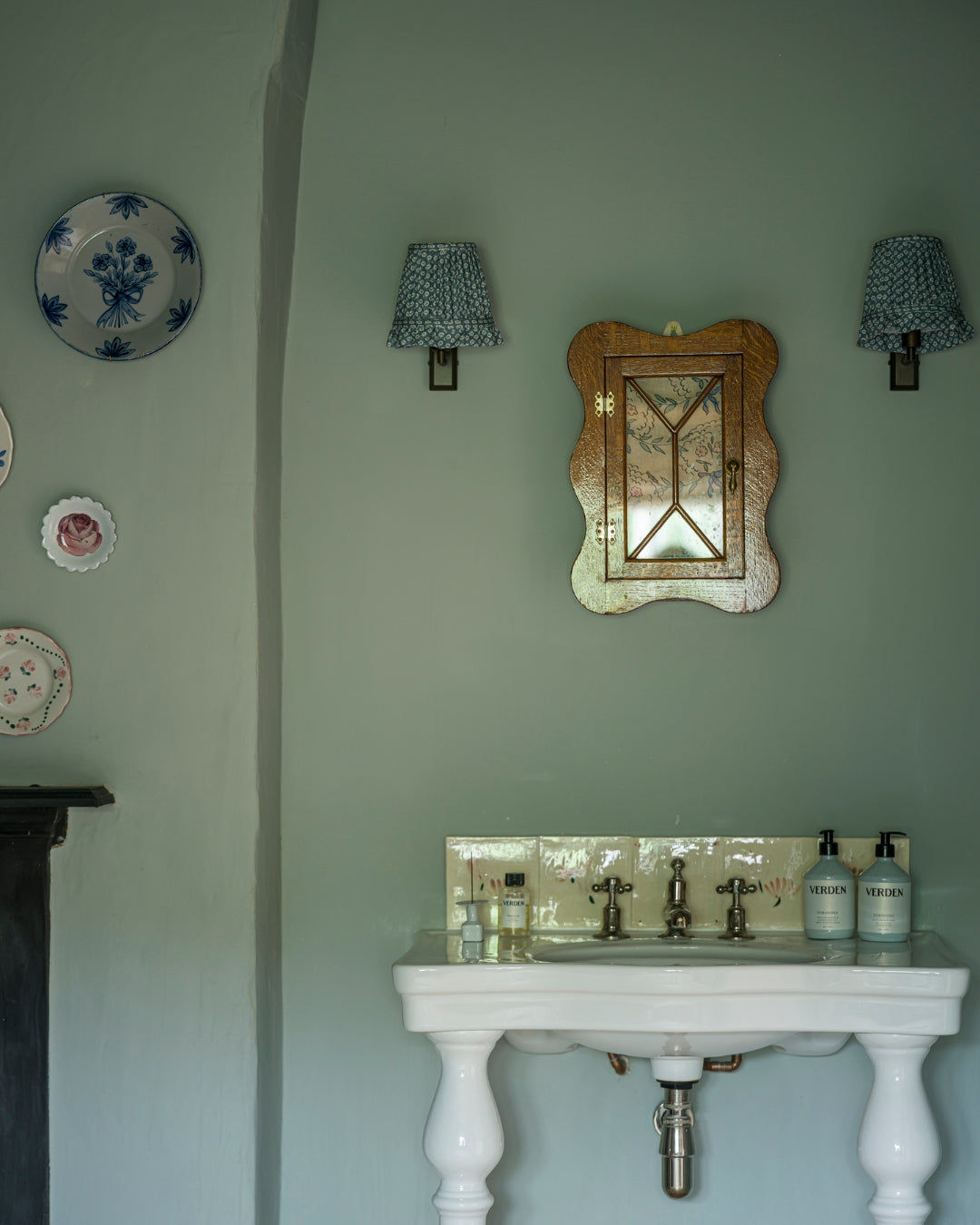 Florina in Cornflower Lampshade