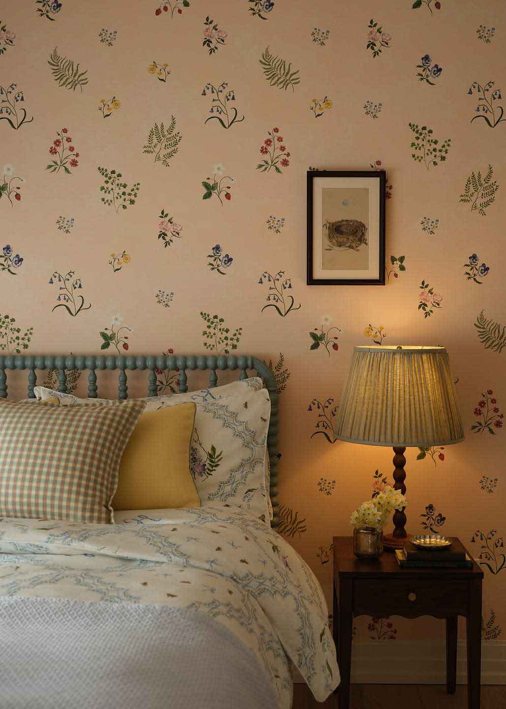 Herbarium Wildflower Wallpaper - Blush