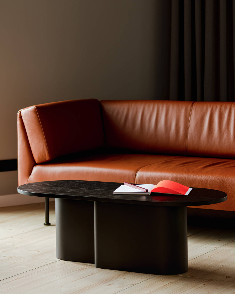 Looi Coffee Table