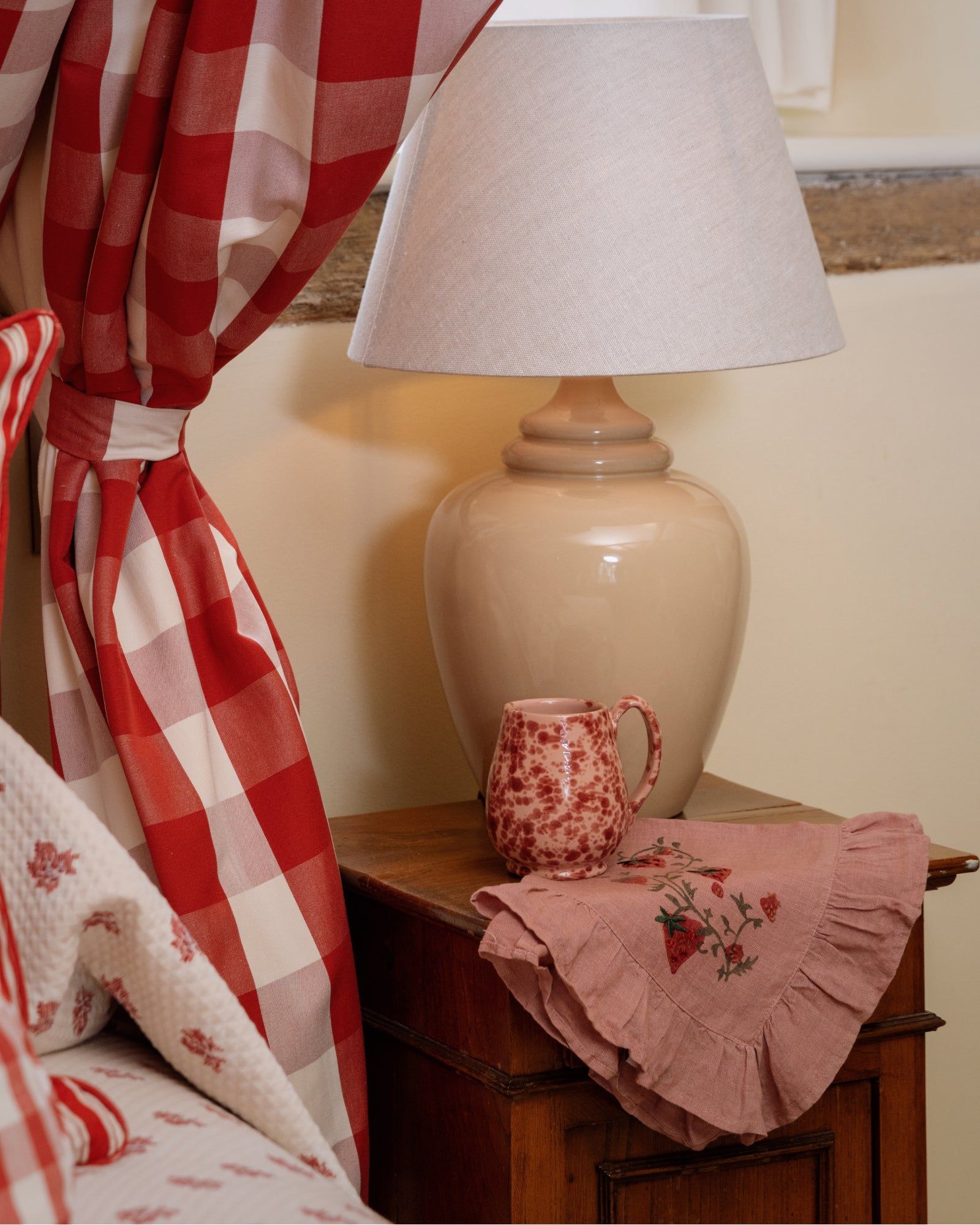 Fraises Des Bois Napkins (Set of 4)