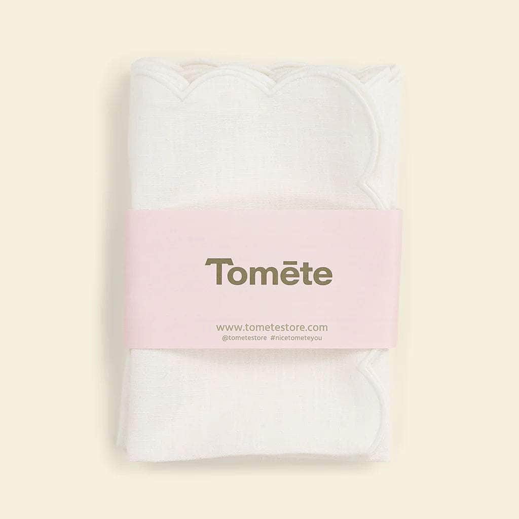 The White Linen Scalloped Napkins (Set of 2)