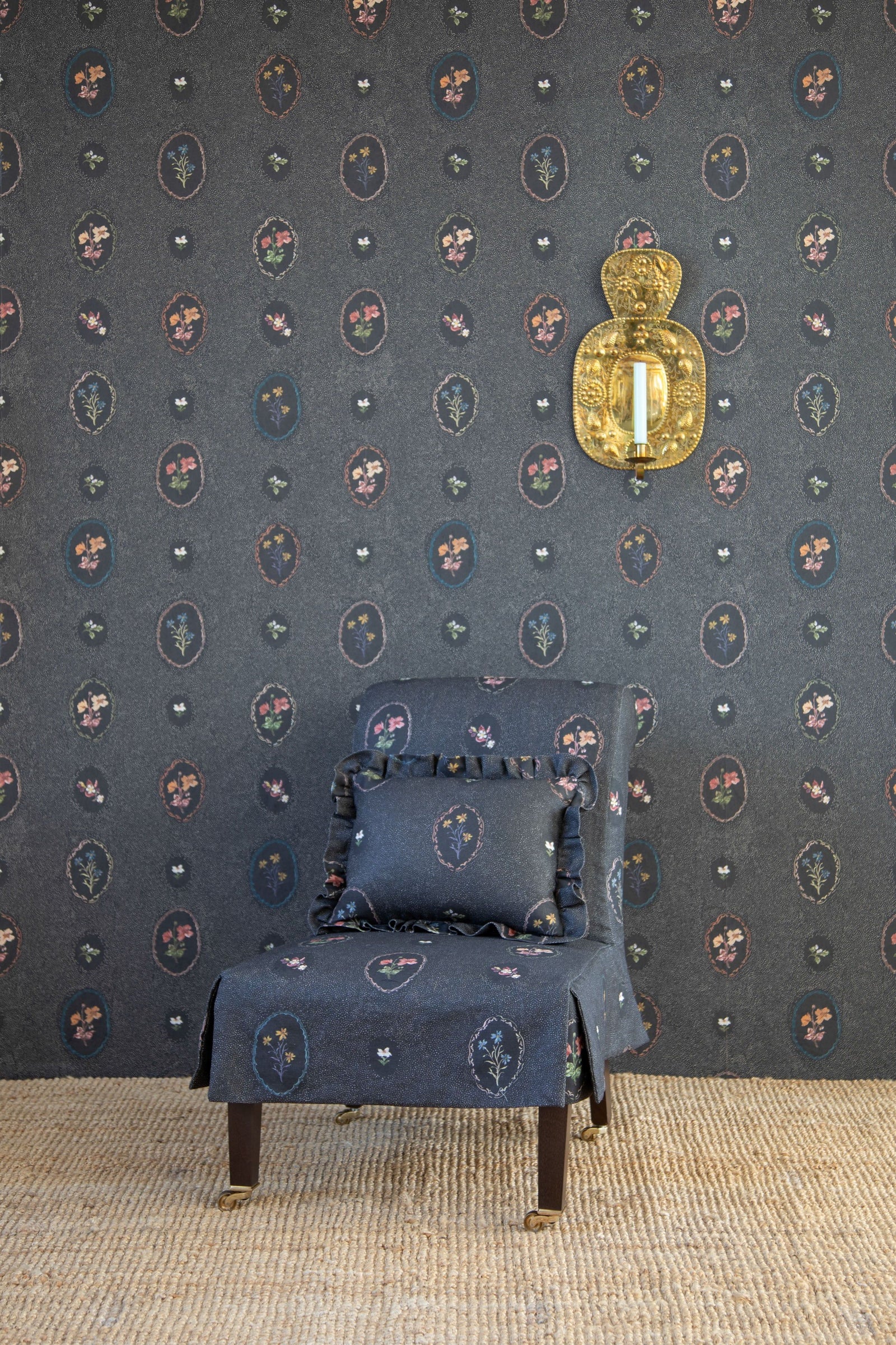 Bibury Sprig - Midnight (Fabric)