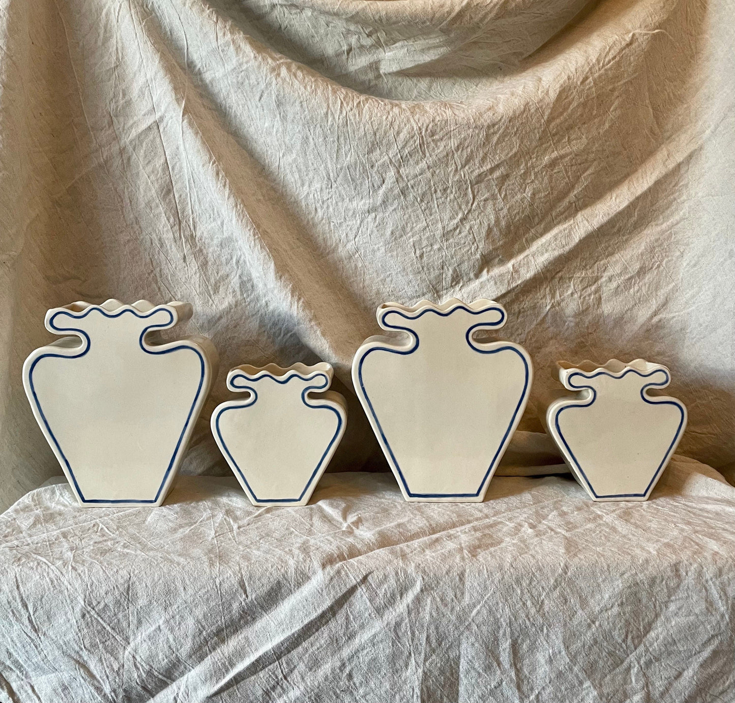 The Outline Vase
