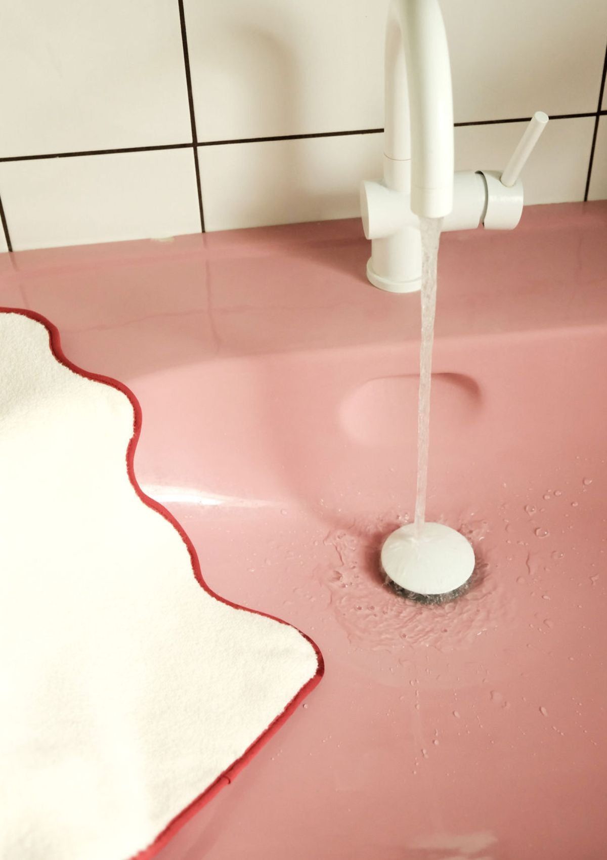 Ivory & Bordeaux Cotton Wavy Bath Sheet