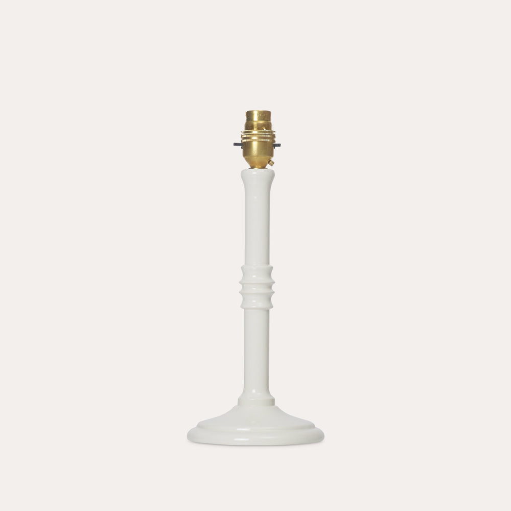 The Small Lacquered Lampstand in Magnolia