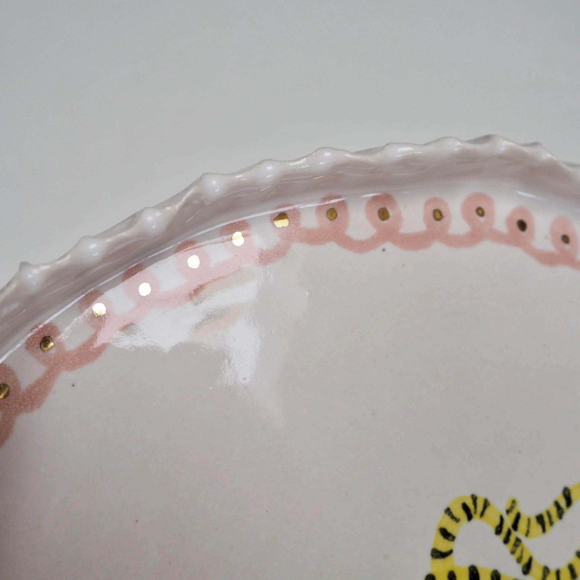 Decorative Handmade Ceramic Oval Tiger Plate