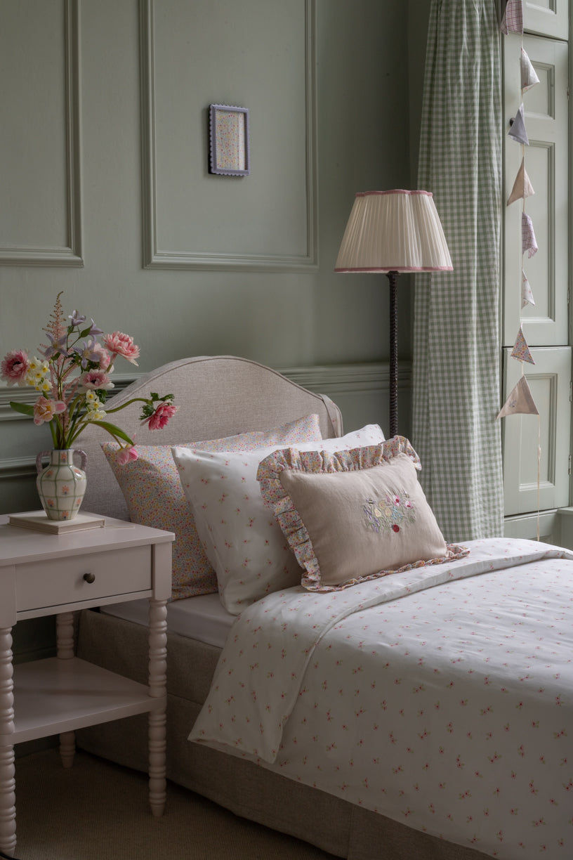 Rectangle Linen Frill Cushion - Wildflower Garden