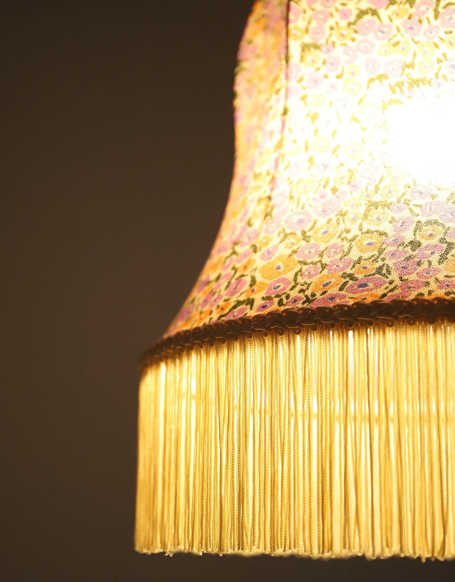 Armande "Bell" Shape Pendant Light with Fringe Print