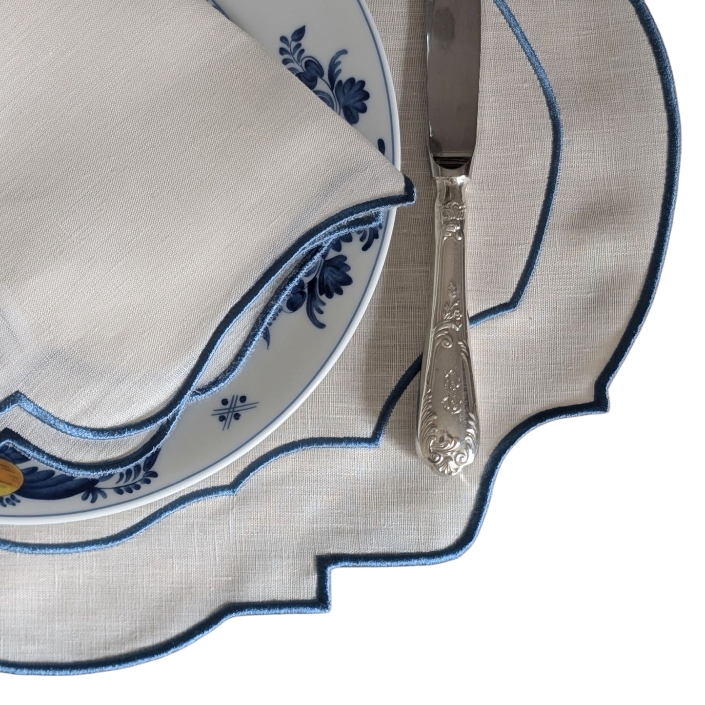 BARBADOS - Blue and White Double Piping Linen Placemat and Napkin Set