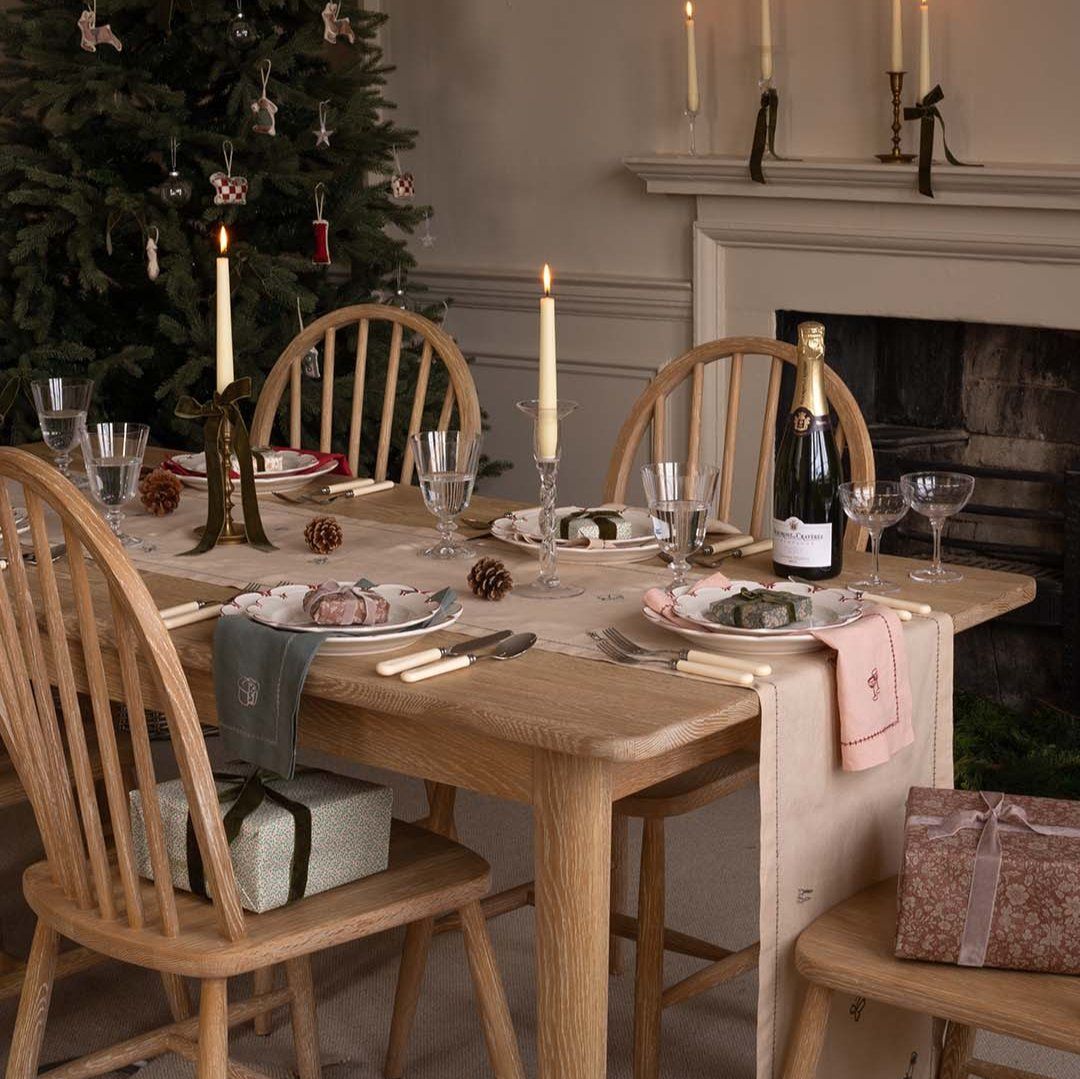 Embroidered Linen Napkins, Set of 2 - Plaster Pink