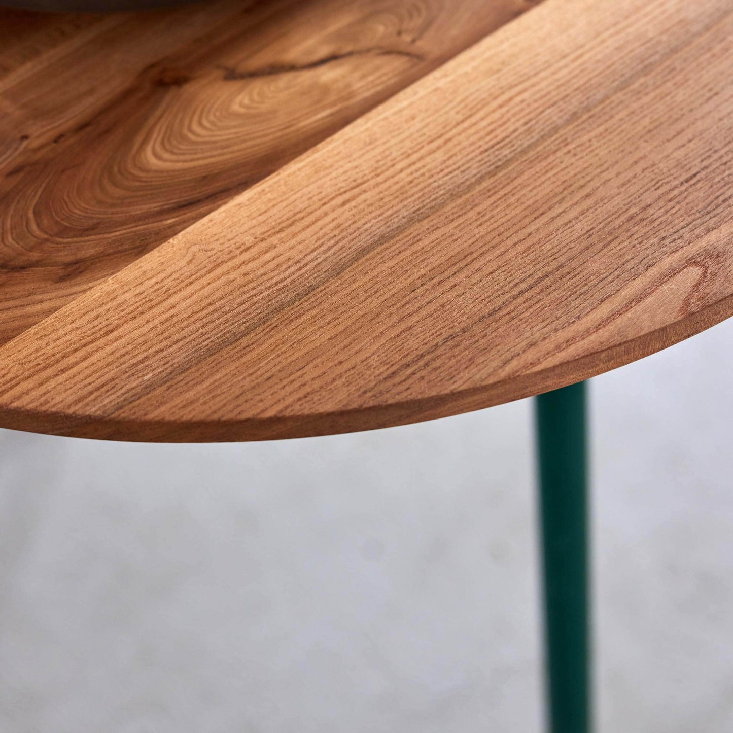 Muse Dining Table