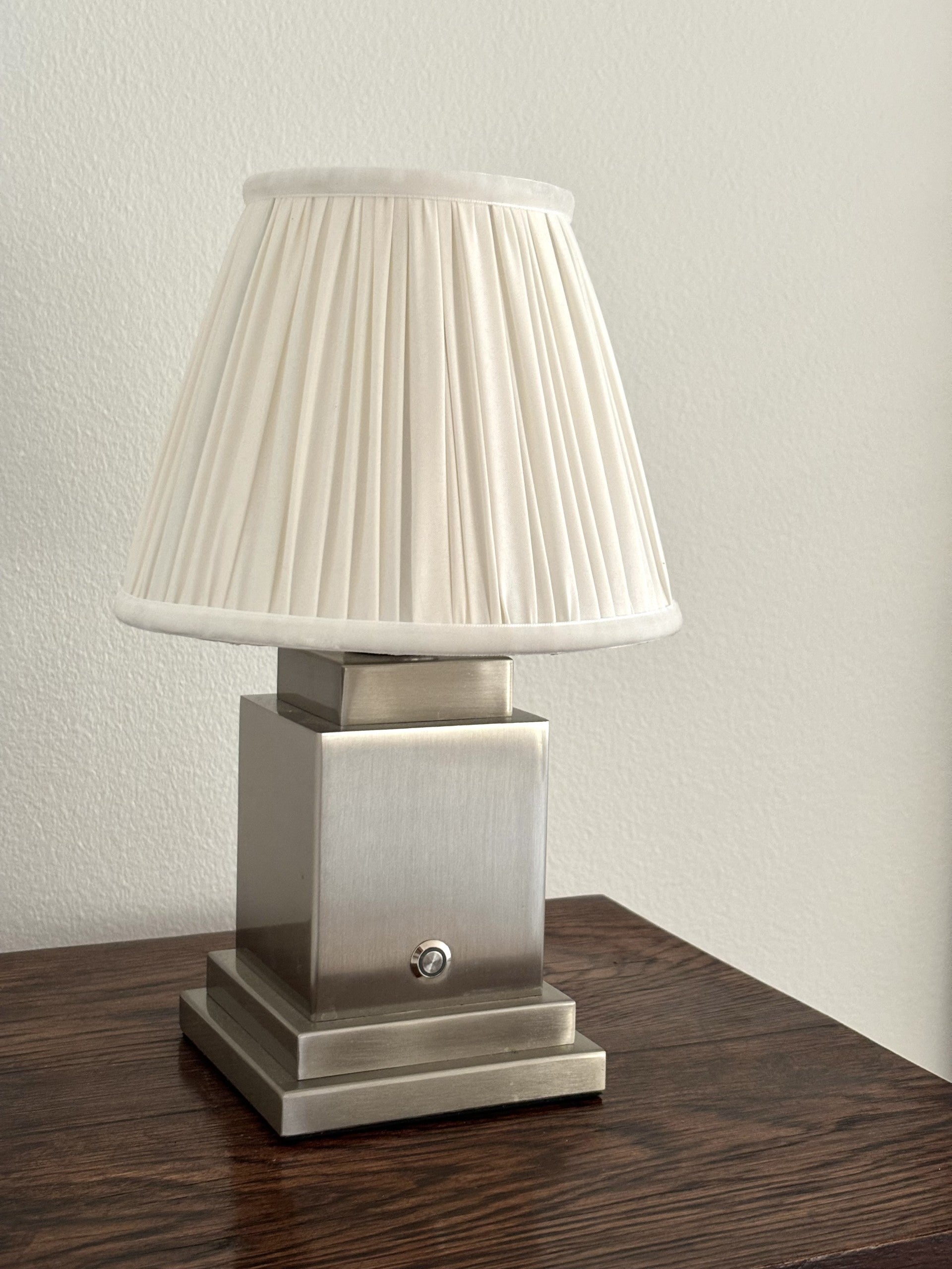 Athena Silver Rechargeable Table Lamp (White Mayfair)
