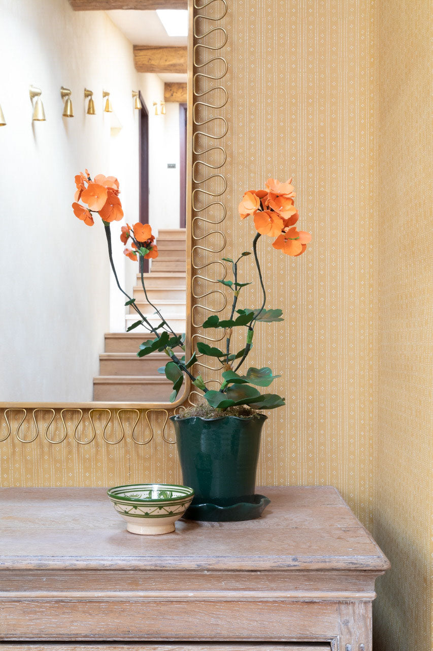 Birdlip - Saffron (Wallpaper)