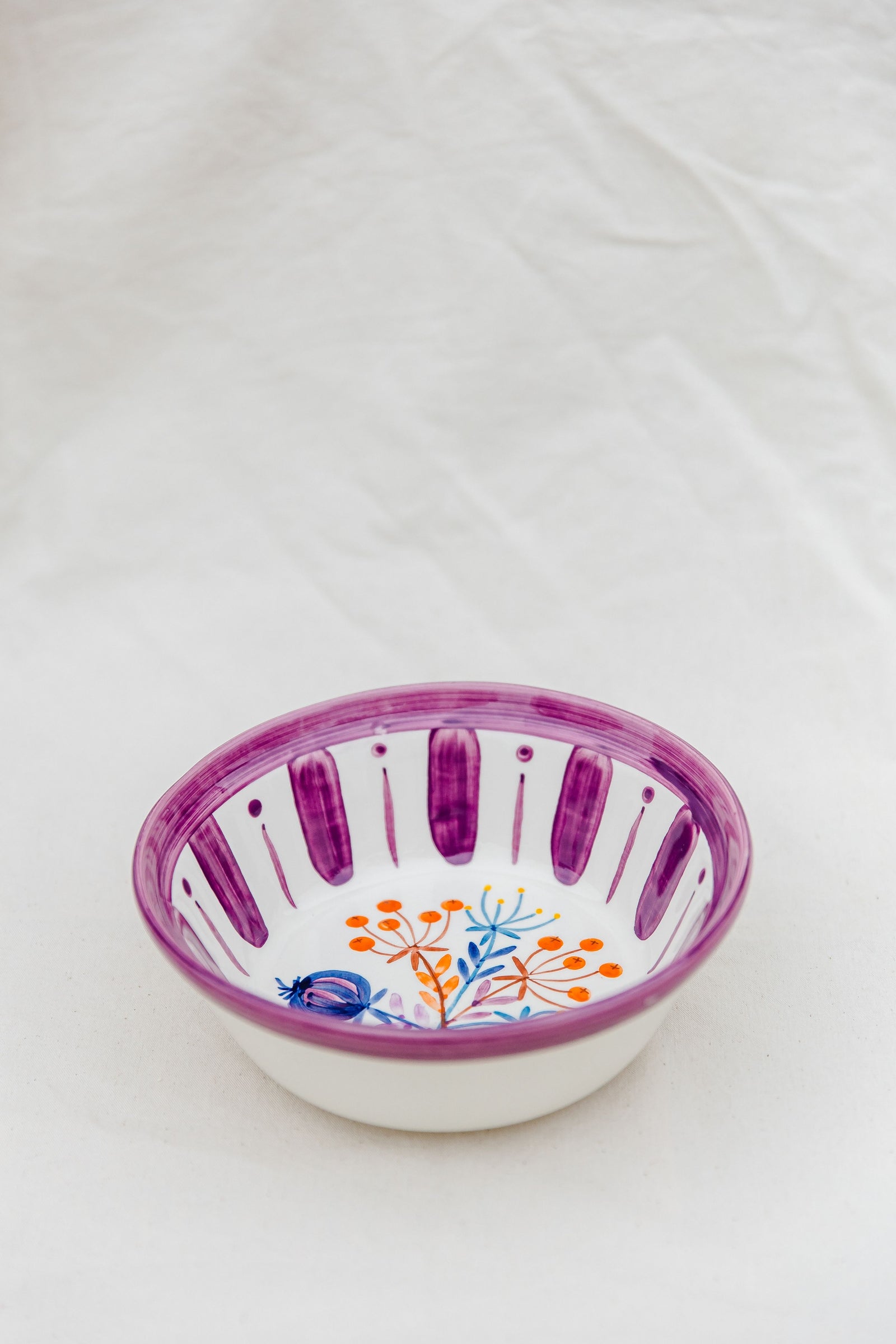 Deep Purple Serving Bowl - The Portuguese Chitas