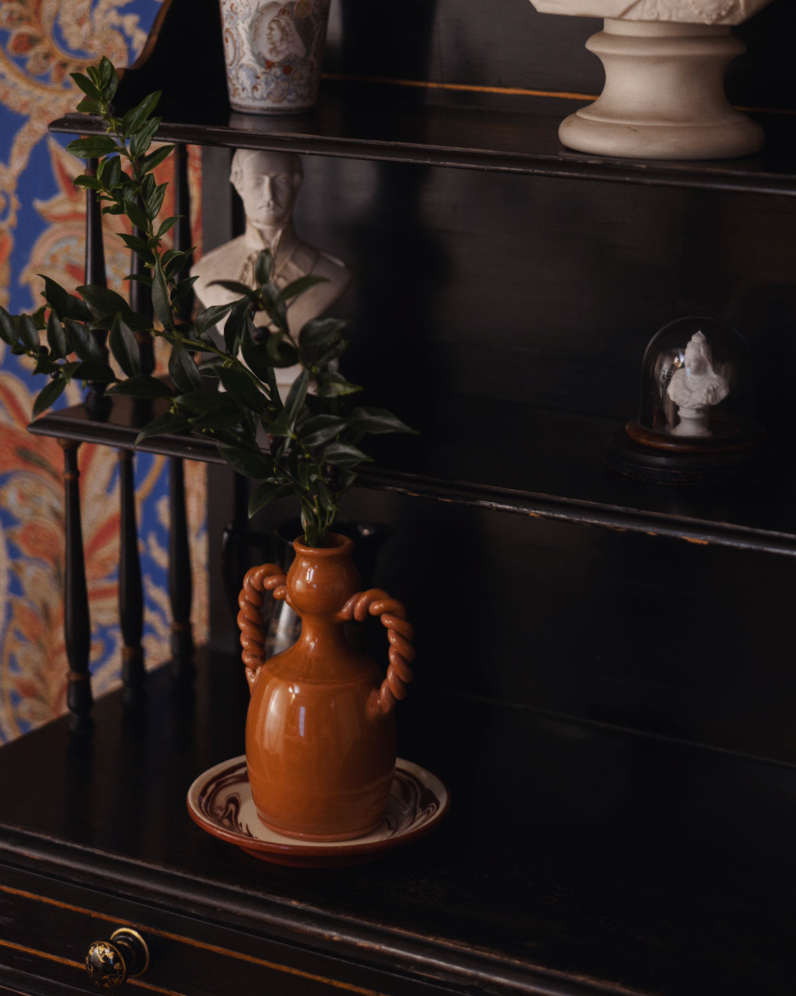Jeanne Vase