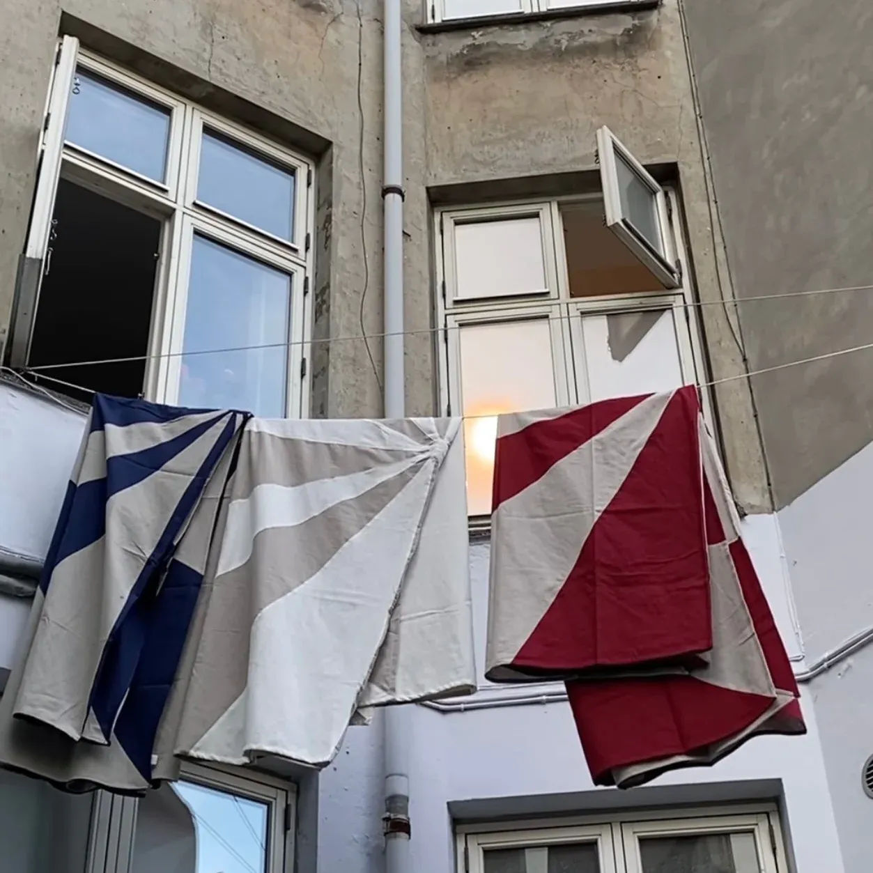 Blanket - Navy Circus