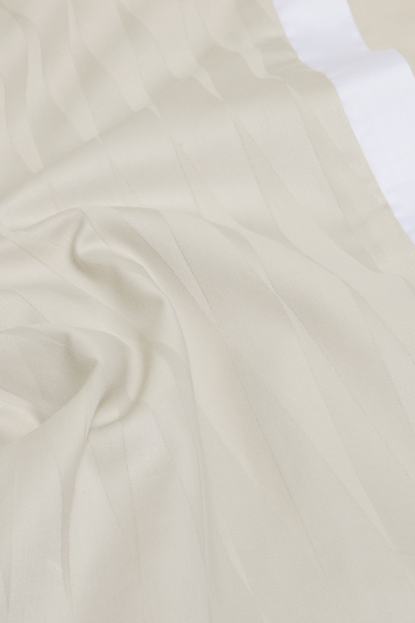 Jacquard Organic Cotton Pillowcases - Sterling Silver