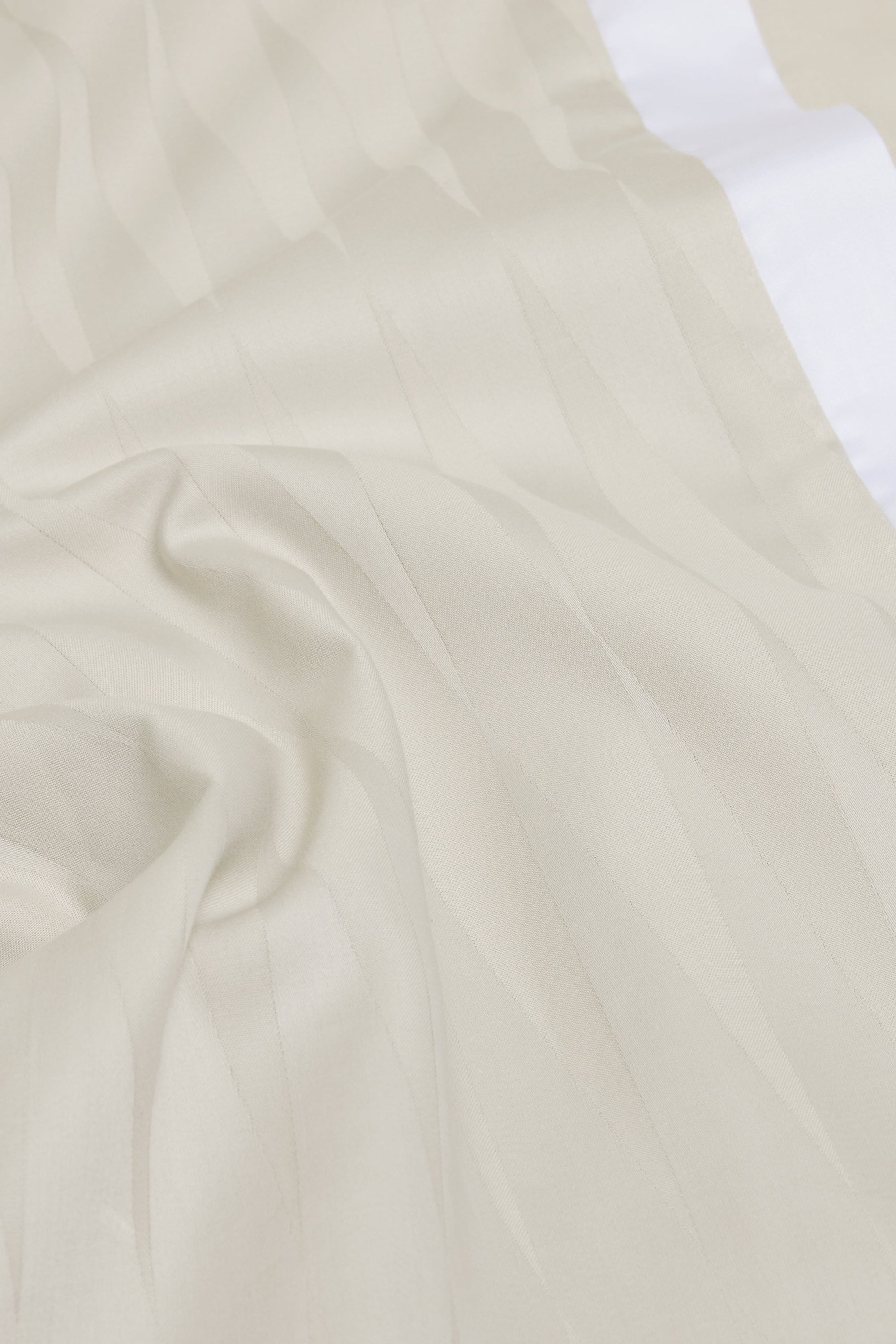 Jacquard Organic Cotton Pillowcases - Sterling Silver