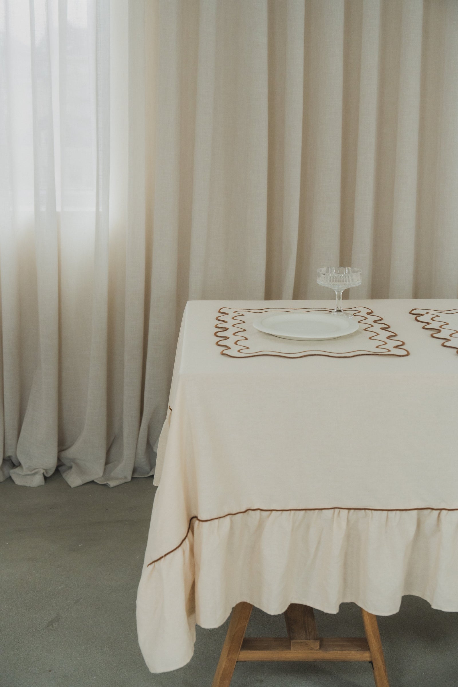 Ruffle Tablecloth, Beige