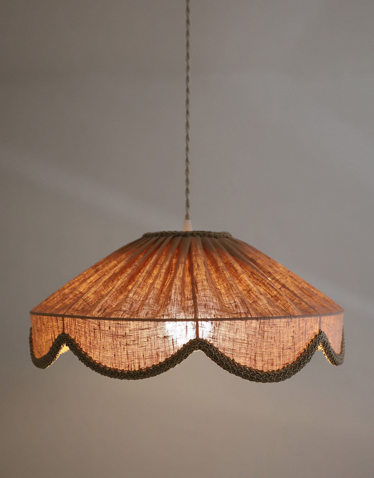 Floral-Shaped Pendant Light Solid Cosette “Classic Linen”