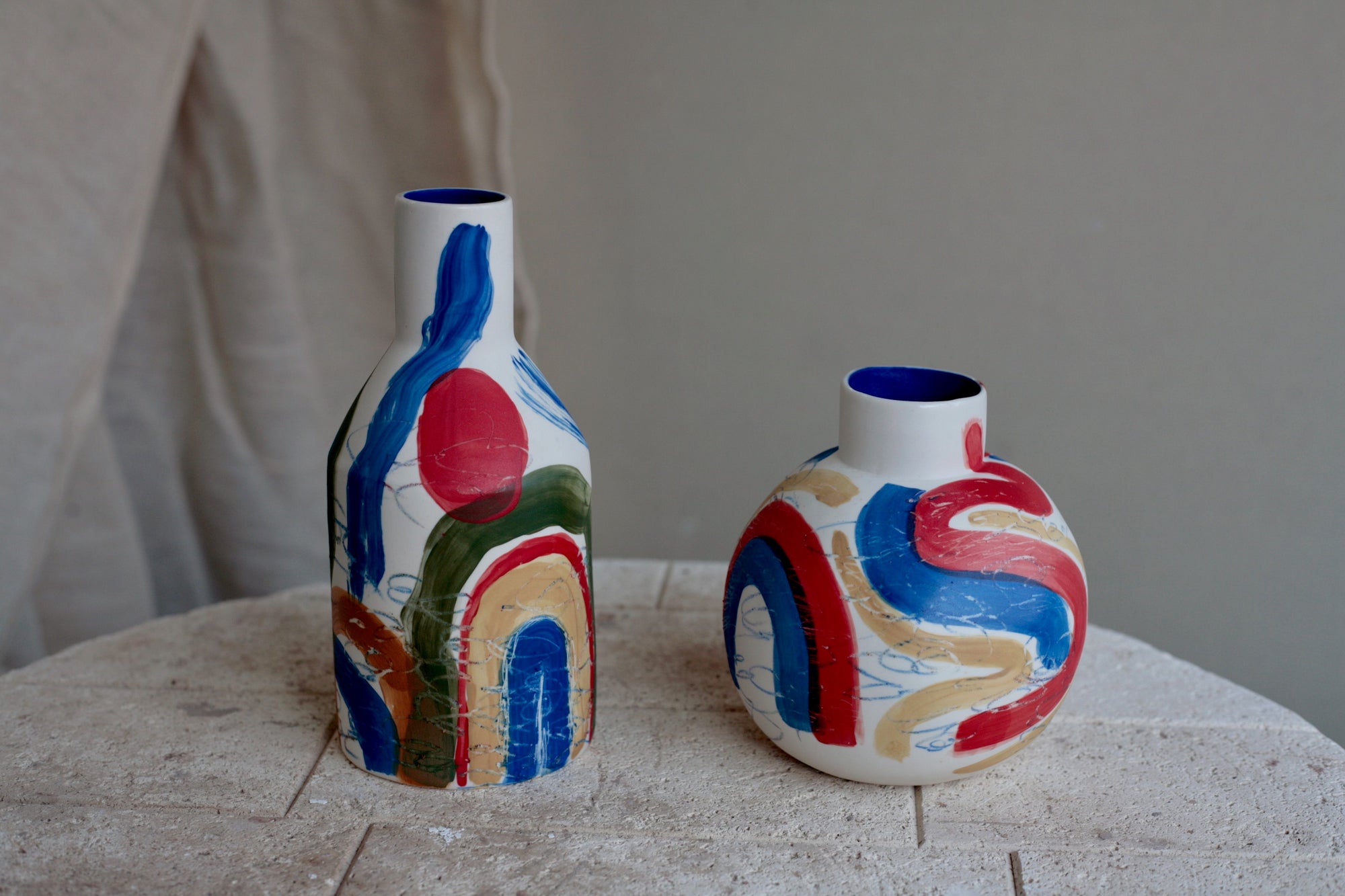 Bottle Vase in Porcelain and Brushstroke
