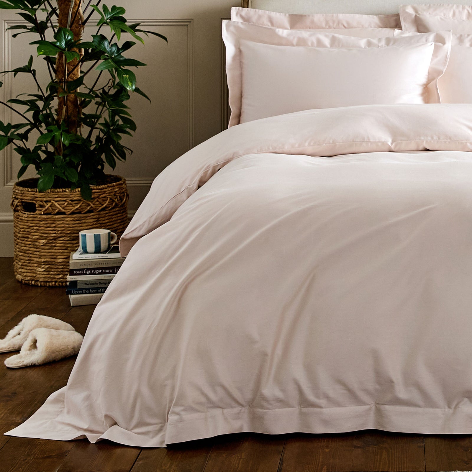 Luxury Organic Cotton Dusky Pink Edged Duvet Cover