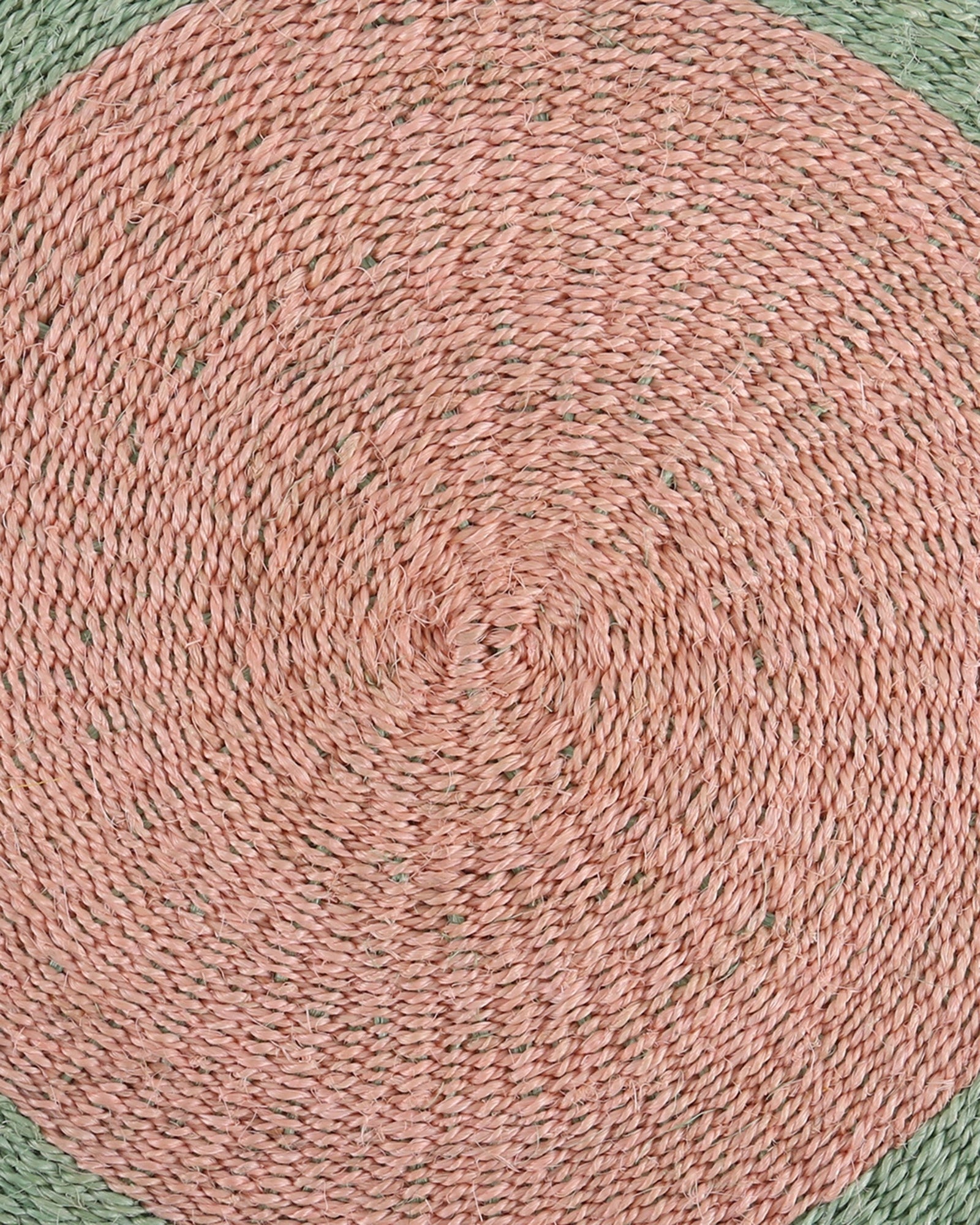 ZAMBARAU: Dusty Pink and Sapling Green Sisal Circular Placemat