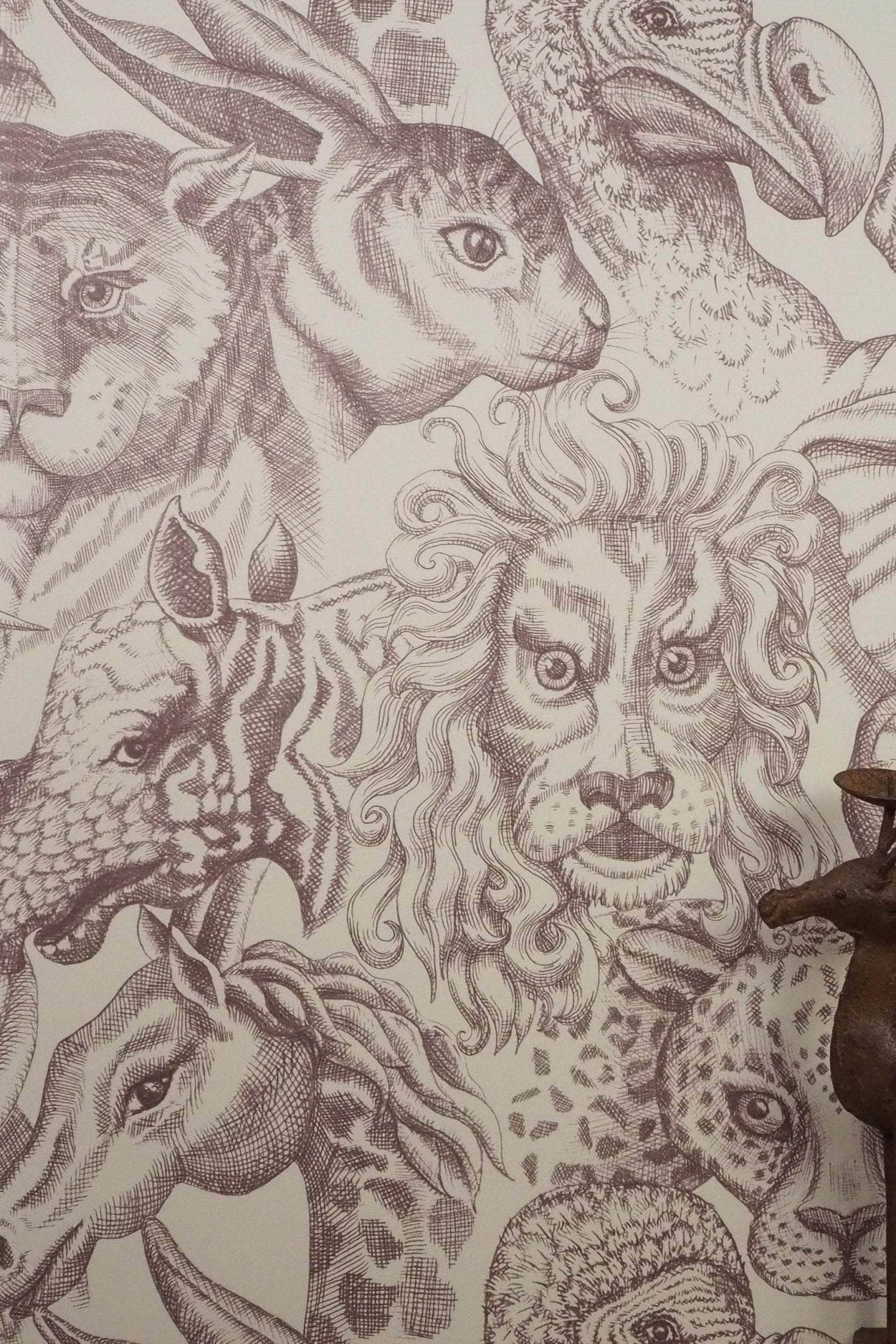 Rara Off White Wallpaper