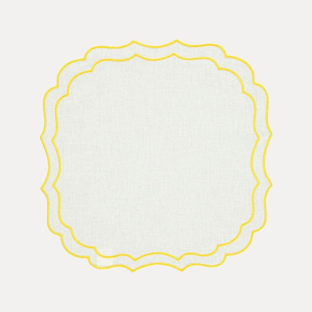 Greta Placemat, White with Yellow - Anti-Stain