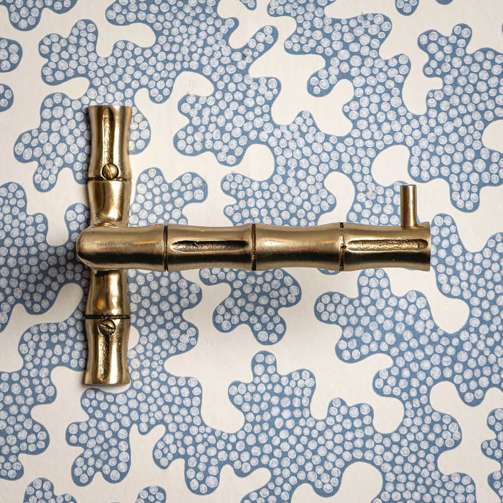 Linley Toilet Roll Holder, Lacquered Brass