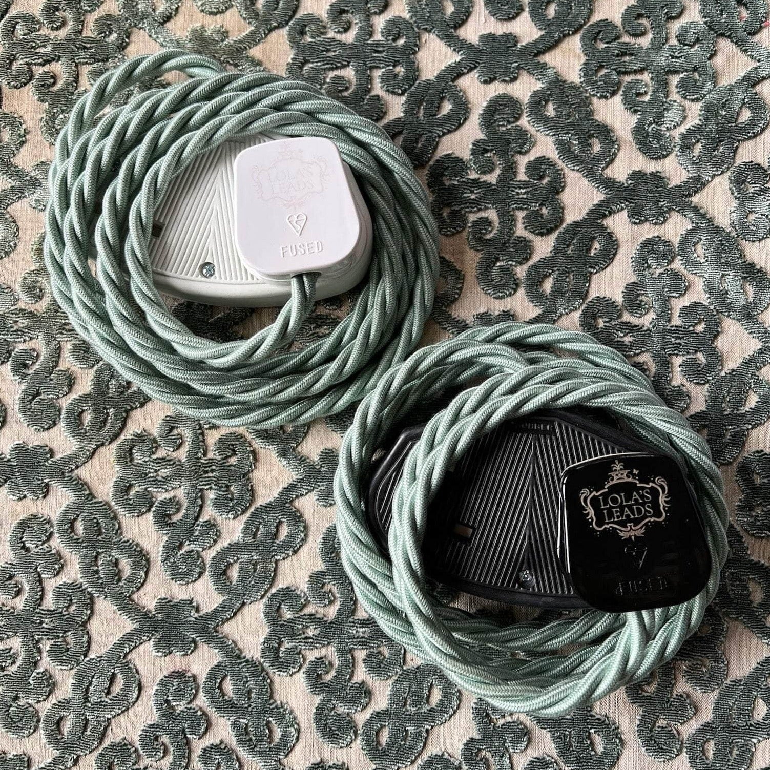 Fabric Extension Cable in Moon Moth