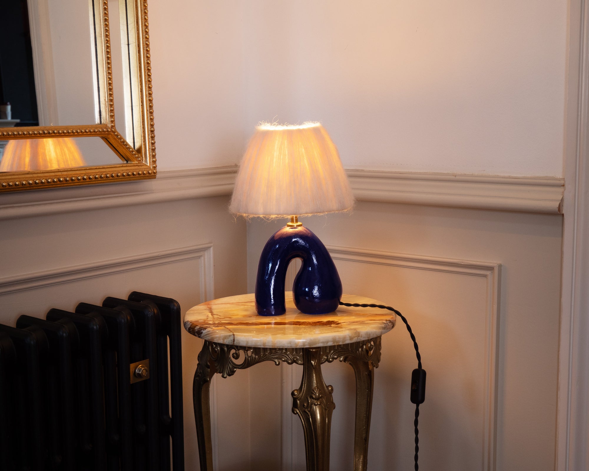 'Opposée' Table Lamp - Glossy Blue