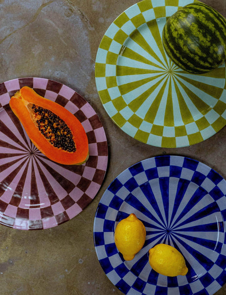 A Platter is a Platter, Blue